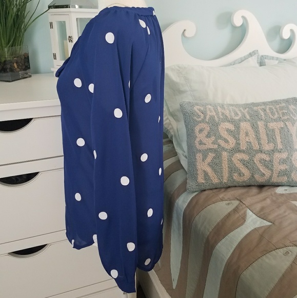 New Blue & White polka dot Chiffon blouse - Picture 6 of 6